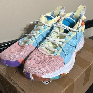 Custom Men’s Basketball Shoes